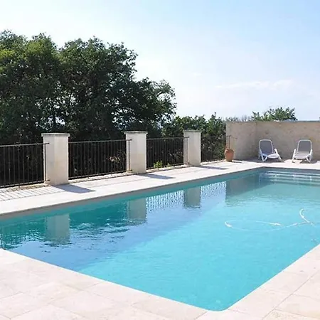 Stunning 5-Bed House With Heated Swimming Pool Castelnau-d'Arbieu
