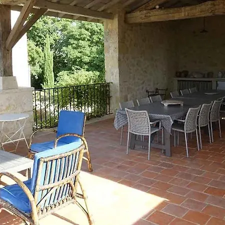 Stunning 5-Bed House With Heated Swimming Pool Castelnau-d'Arbieu